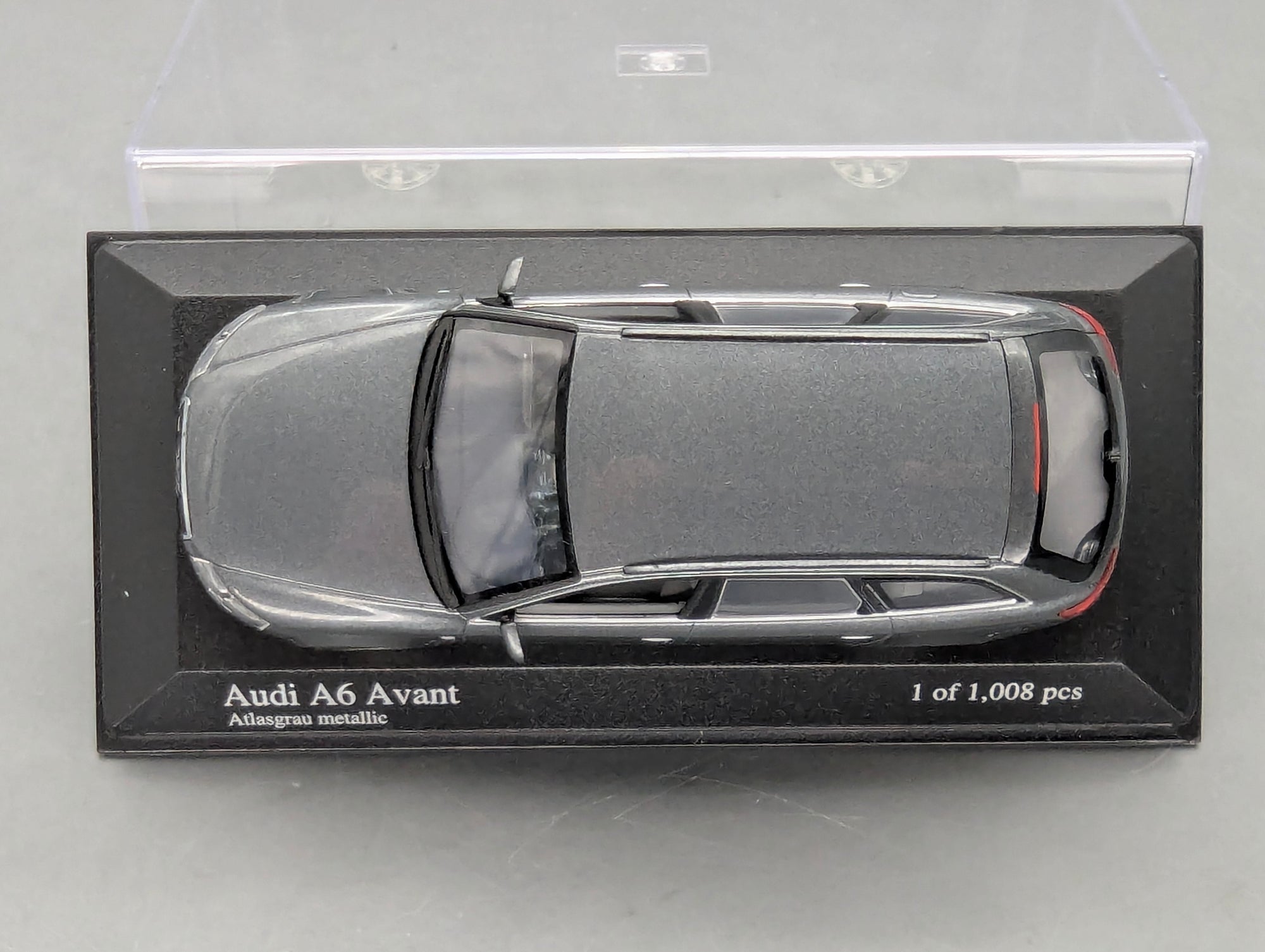 Modellautos 1:43 Minichamps Audi A6 Avant Atlasgrau Metallic mit OVP