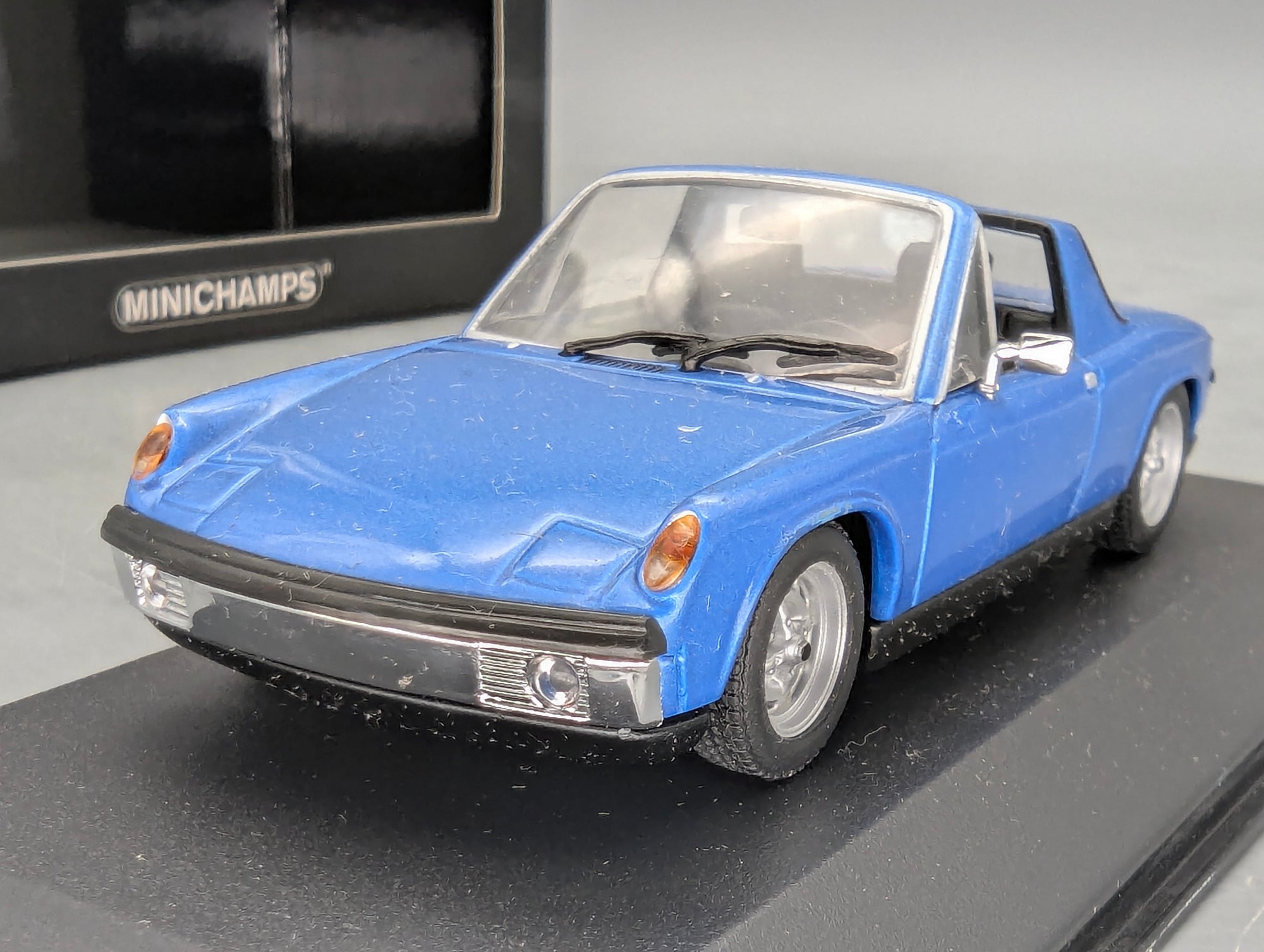 Modellautos 1:43 Minichamps VW Porsche 914/4 Gemini Metallic mit OVP