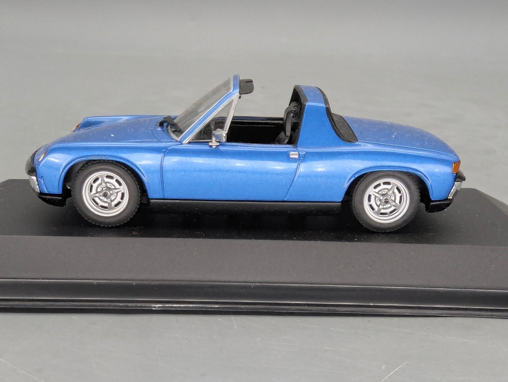 Modellautos 1:43 Minichamps VW Porsche 914/4 Gemini Metallic mit OVP