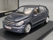 Modellautos 1:43 Minichamps Mercedes-Benz B-Klasse B200 Sport Midnight Blue mit OVP