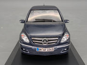 Modellautos 1:43 Minichamps Mercedes-Benz B-Klasse B200 Sport Midnight Blue mit OVP