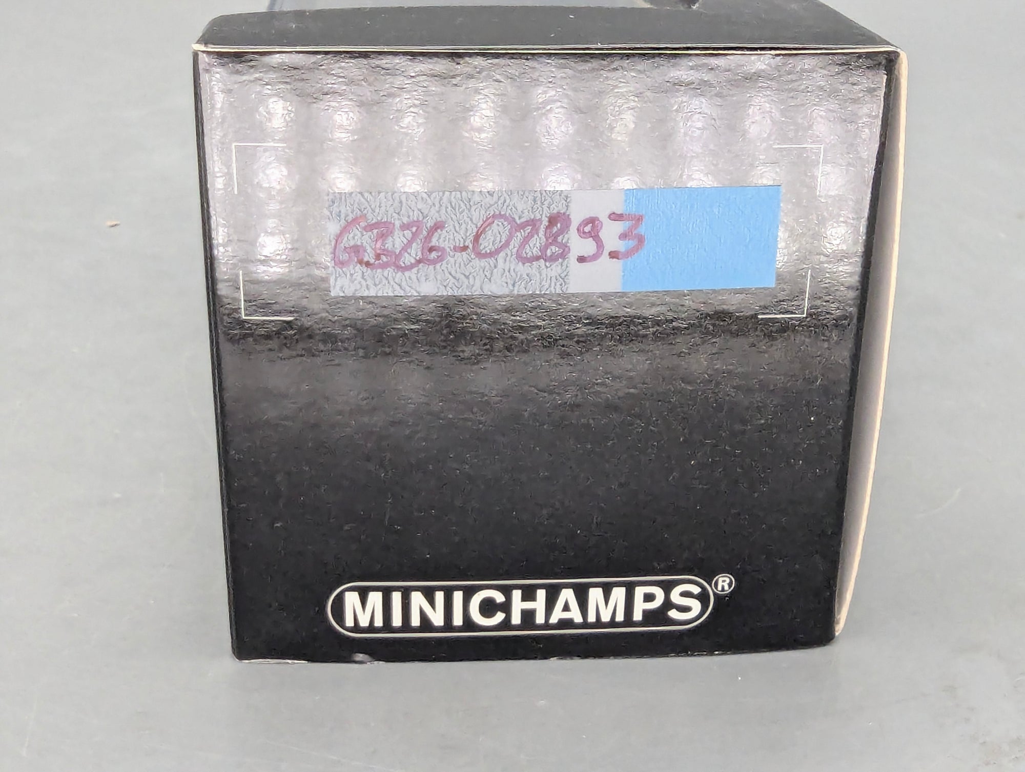 Modellautos 1:43 Minichamps Mercedes-Benz B-Klasse B200 Sport Midnight Blue mit OVP