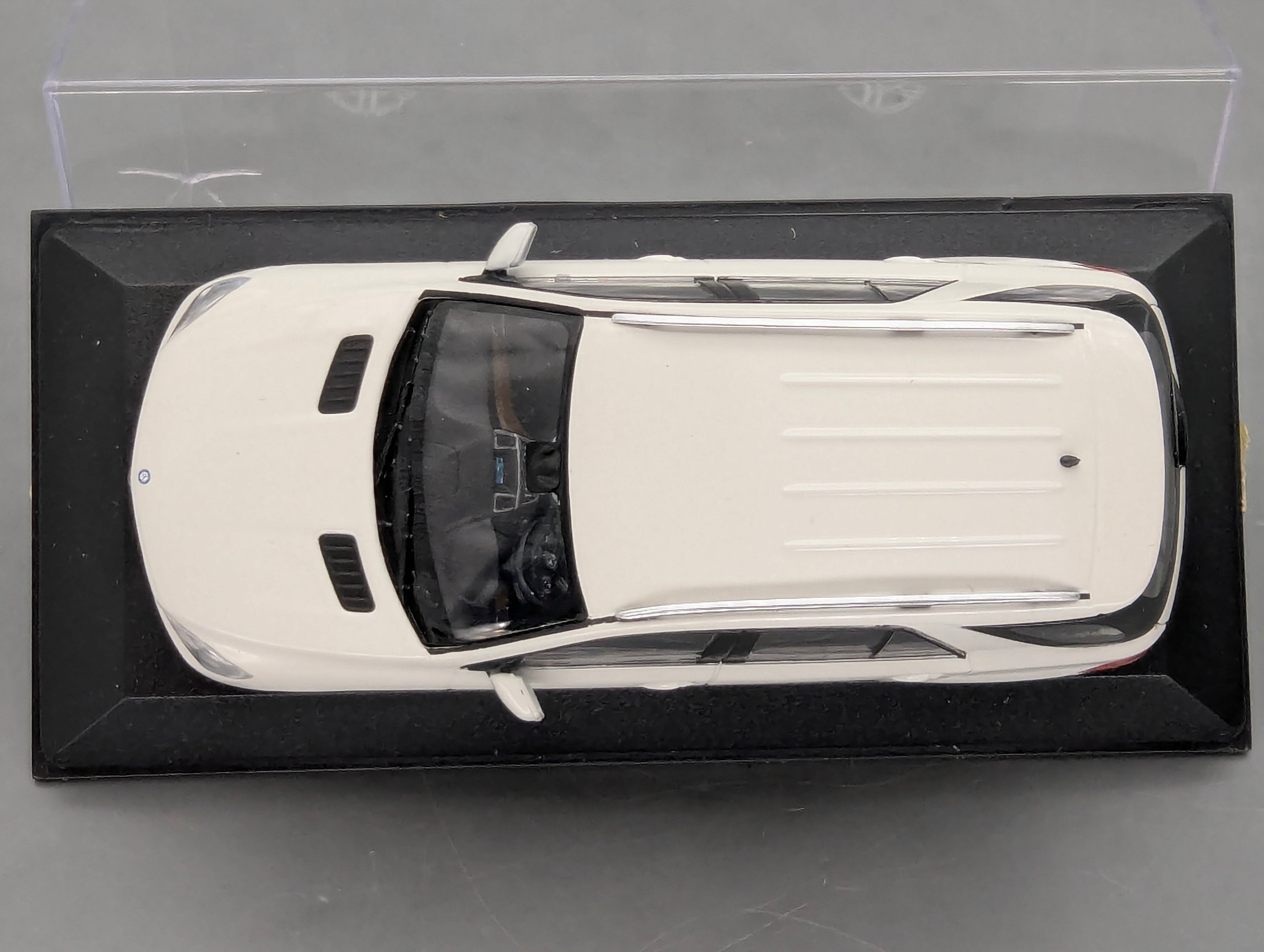 Modellautos 1:43 Minichamps Mercedes-Benz M-Klasse W166 2011 Weiß mit OVP