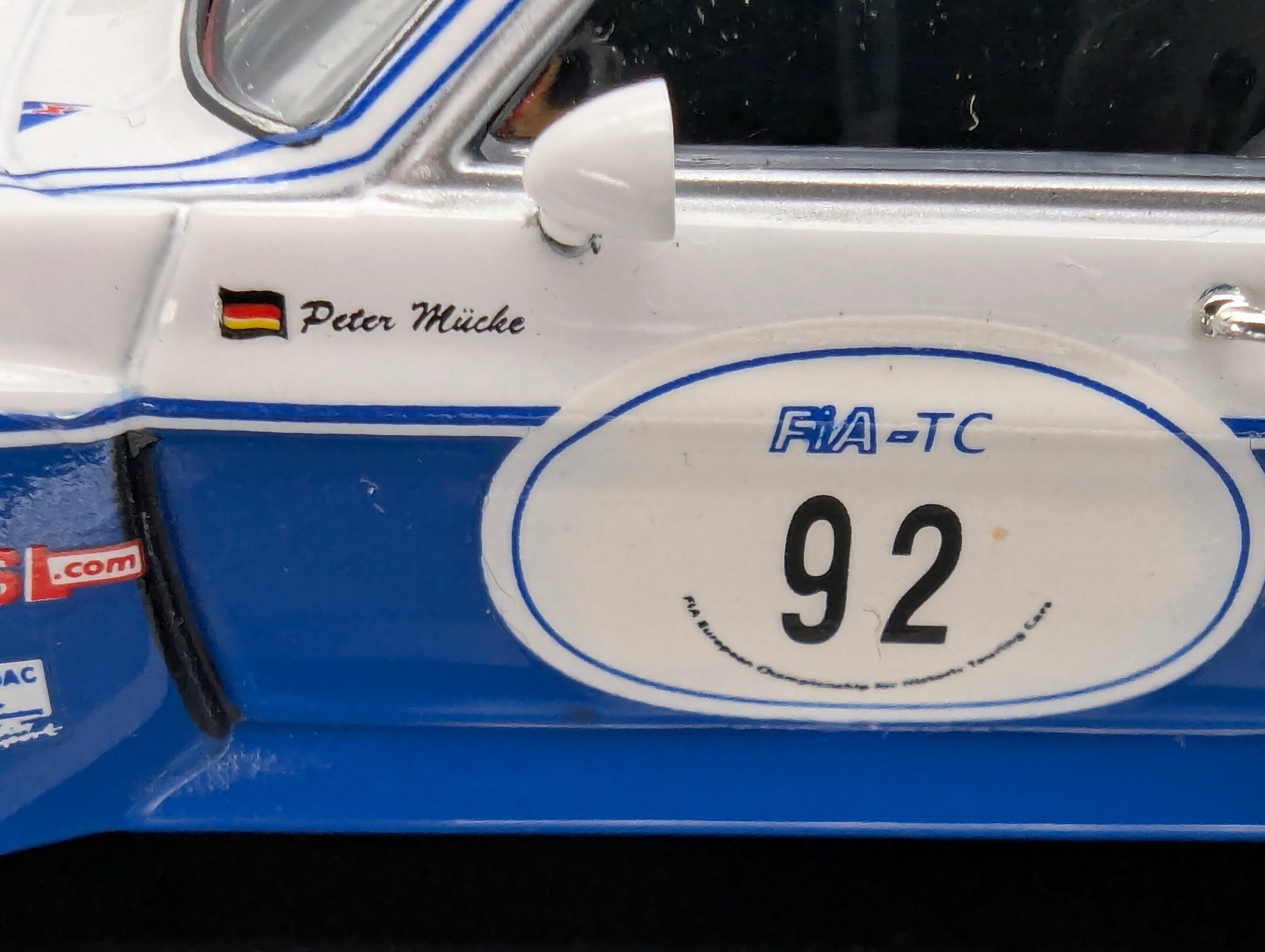 Modellautos 1:43 Minichamps Ford Capri 3100 WINNER Zolder 2005 #92 Peter Mücke mit OVP