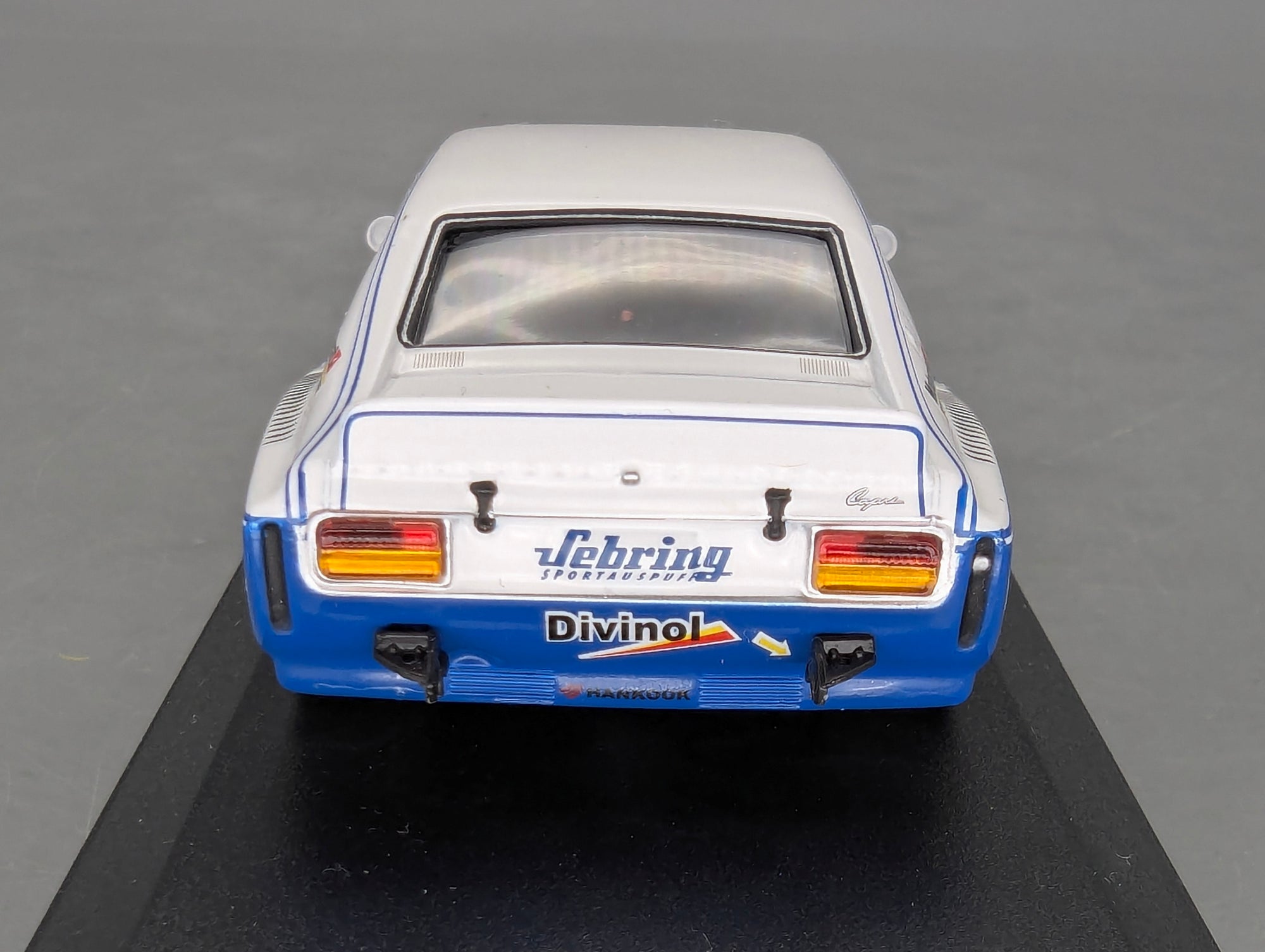 Modellautos 1:43 Minichamps Ford Capri 3100 WINNER Zolder 2005 #92 Peter Mücke mit OVP