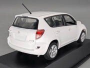 Modellautos 1:43 Minichamps Toyota RAV4 2006 White Schneeweiß mit OVP