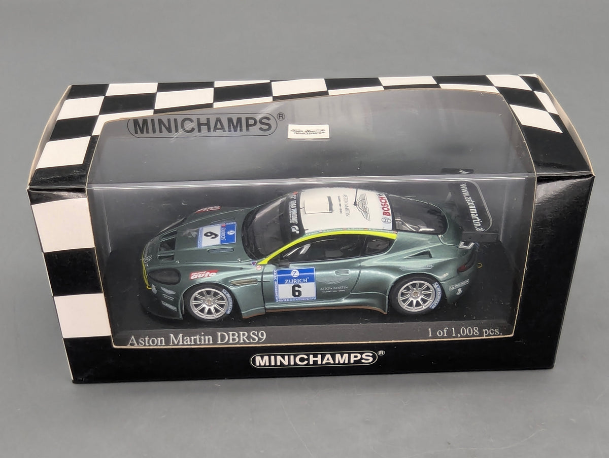 Modellautos 1:43 Minichamps Aston Martin DBRS9 Nürburgring 2008 #6 OVP