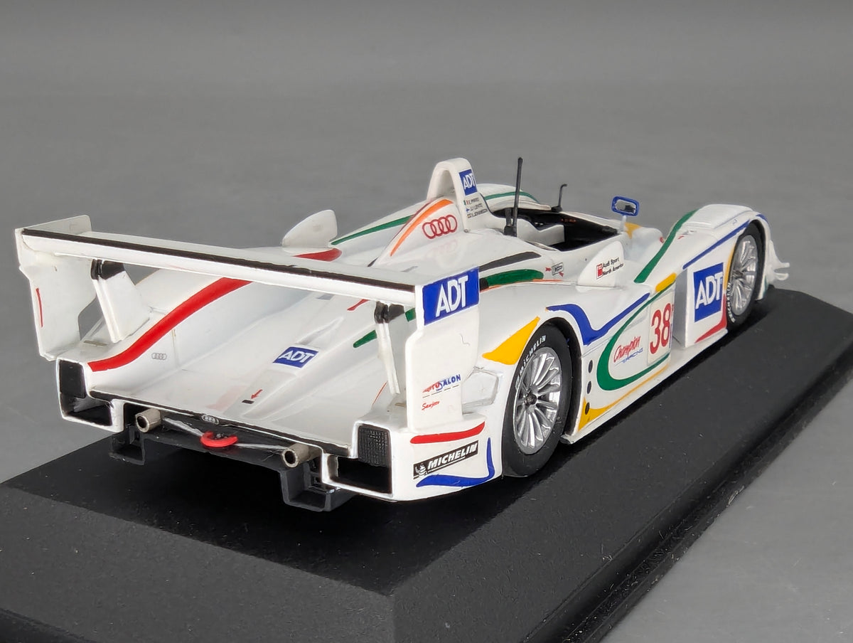 Modellautos 1:43 Minichamps Audi R8 12h Sebring 2003 #38 mit OVP