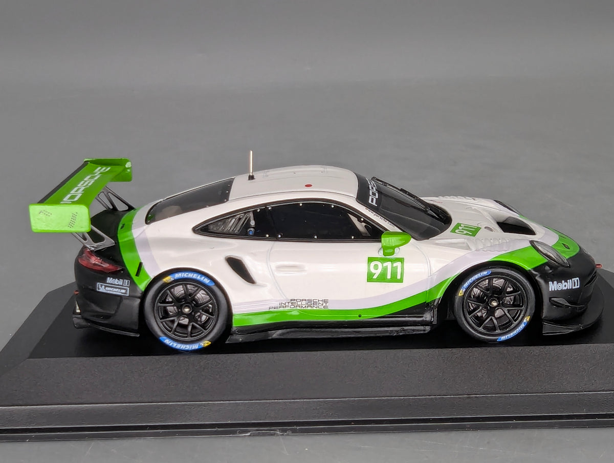 Modellautos 1:43 Minichamps Porsche 911 GT3R mit WAP Dealer OVP