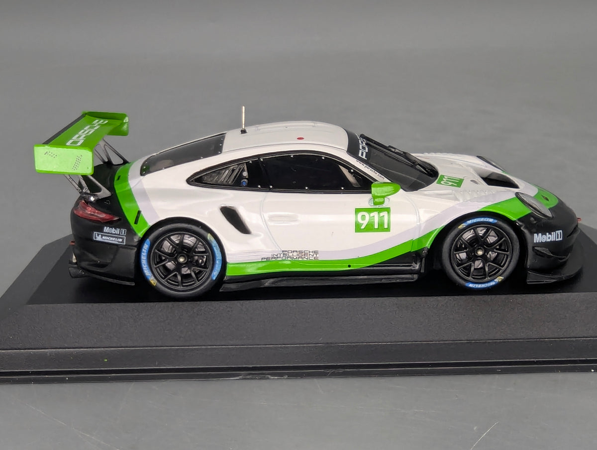 Modellautos 1:43 Minichamps Porsche 911 GT3R mit WAP Dealer OVP