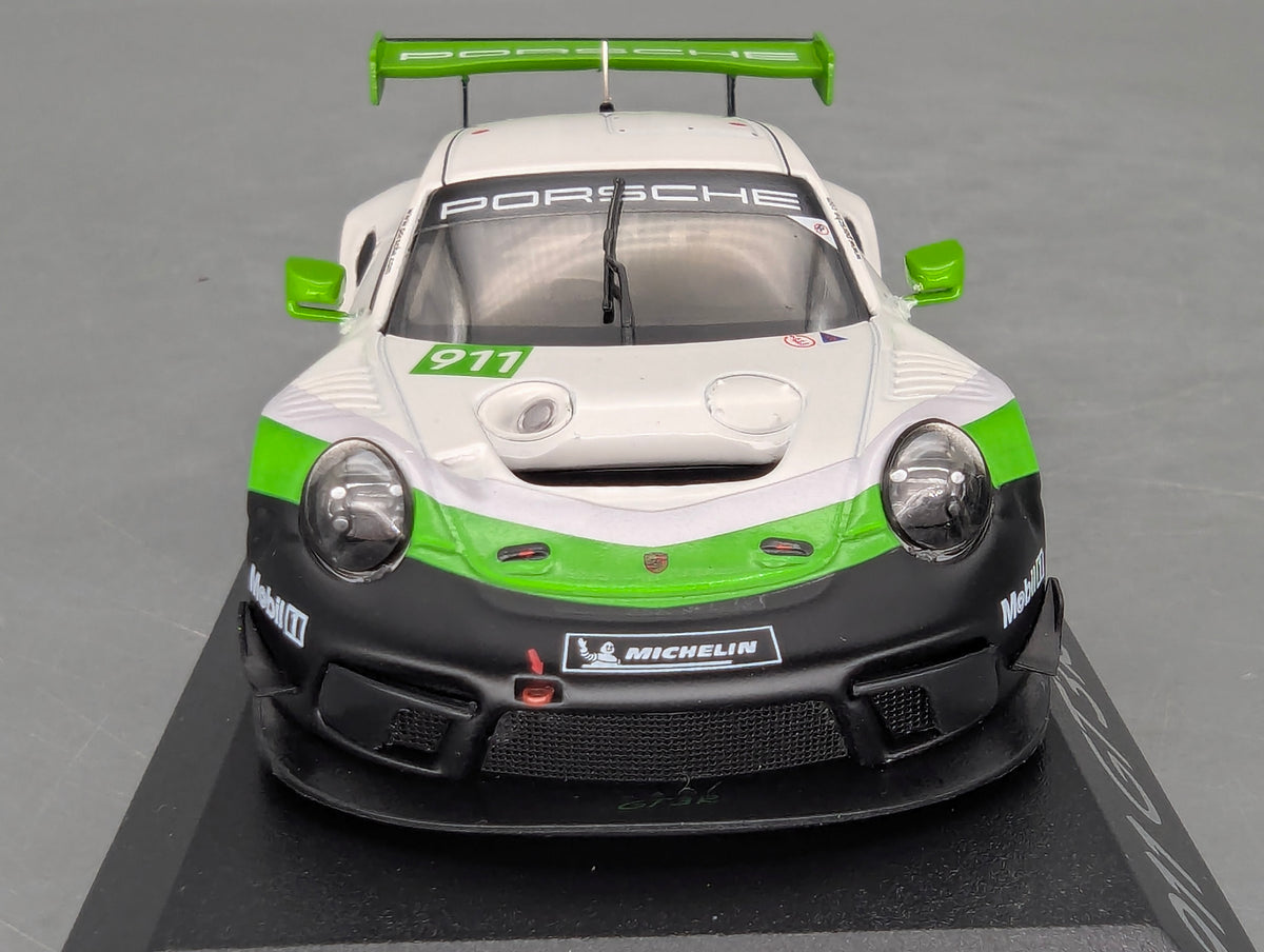 Modellautos 1:43 Minichamps Porsche 911 GT3R mit WAP Dealer OVP