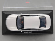 Modellautos 1:43 Minichamps Audi A8 4.2 Coupe Eissilber Metallic Silber mit Dealer OVP