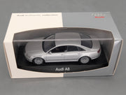 Modellautos 1:43 Minichamps Audi A8 4.2 Coupe Eissilber Metallic Silber mit Dealer OVP