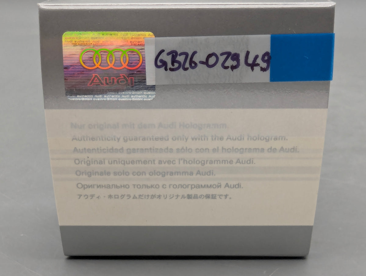 Modellautos 1:43 Minichamps Audi A4 3.2 Quattro Aruba Blau Metallic mit Dealer OVP