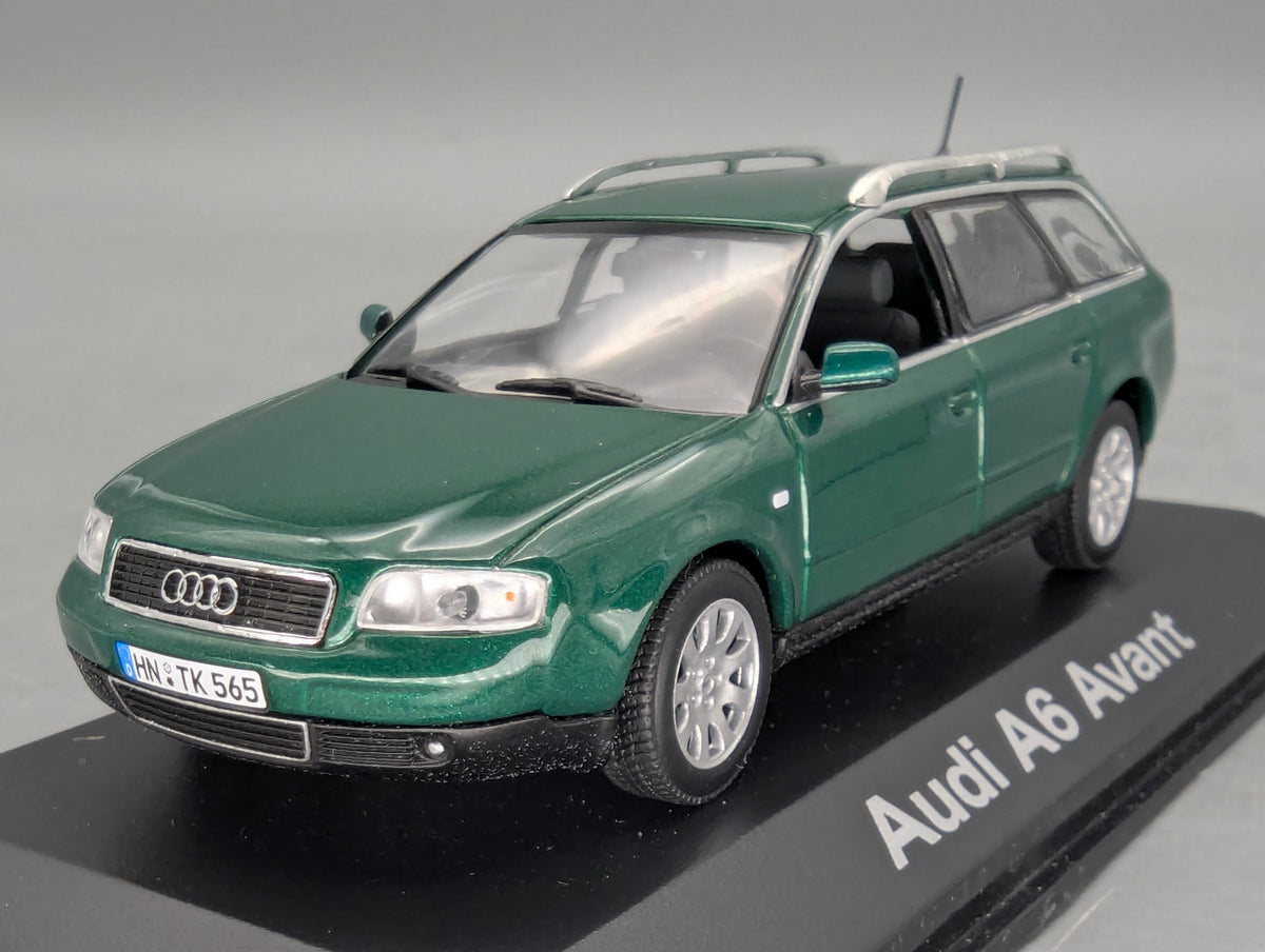 Modellautos 1:43 Minichamps Audi A6 3.0 Avant Grün Met. mit Dealer OVP