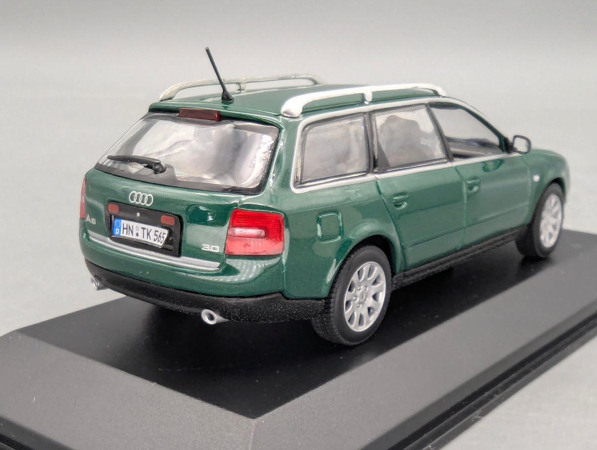 Modellautos 1:43 Minichamps Audi A6 3.0 Avant Grün Met. mit Dealer OVP