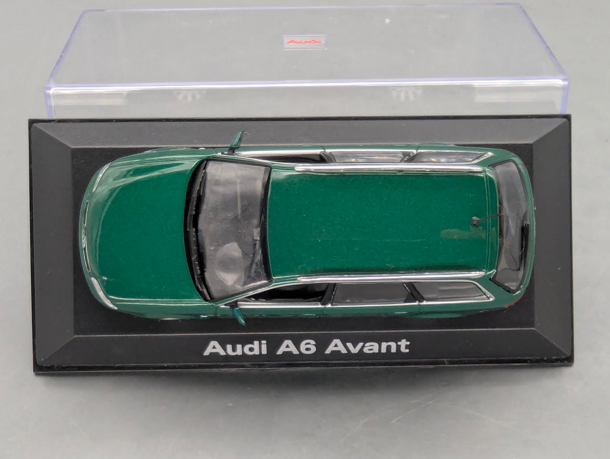 Modellautos 1:43 Minichamps Audi A6 3.0 Avant Grün Met. mit Dealer OVP
