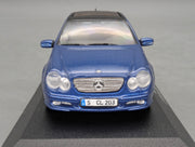 Modellautos 1:43 Minichamps Mercedes-Benz C-Klasse Sport Coupe mit Dealer OVP
