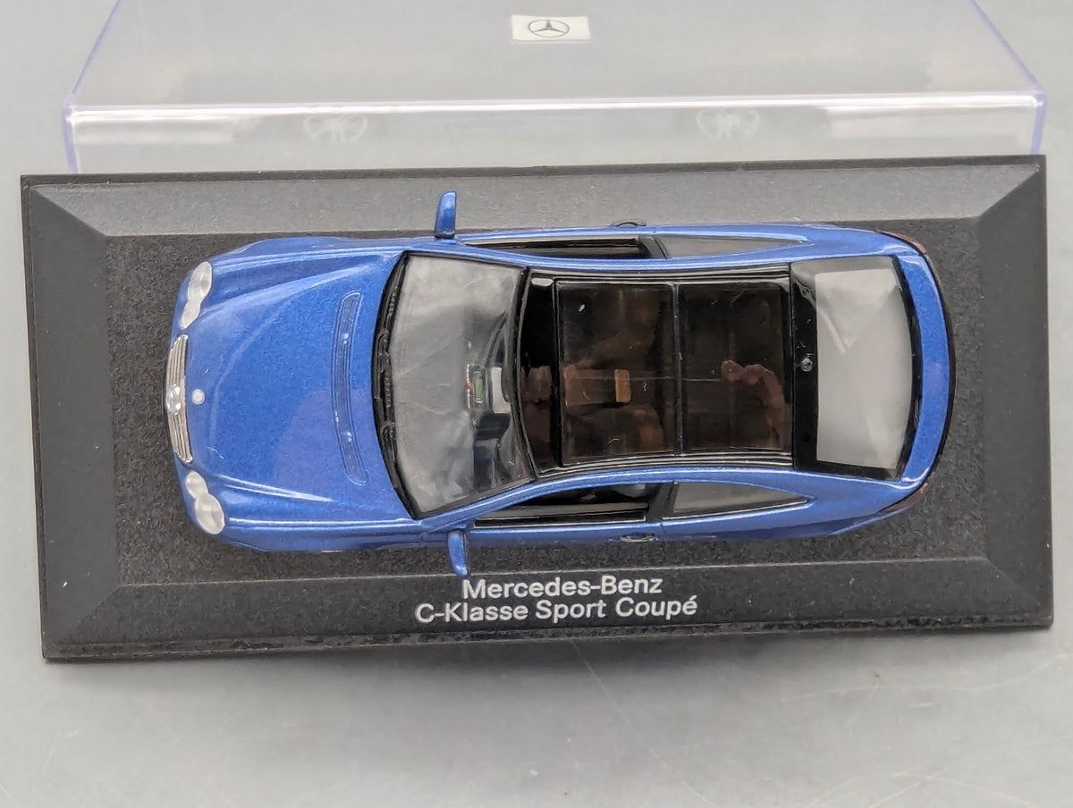 Modellautos 1:43 Minichamps Mercedes-Benz C-Klasse Sport Coupe mit Dealer OVP