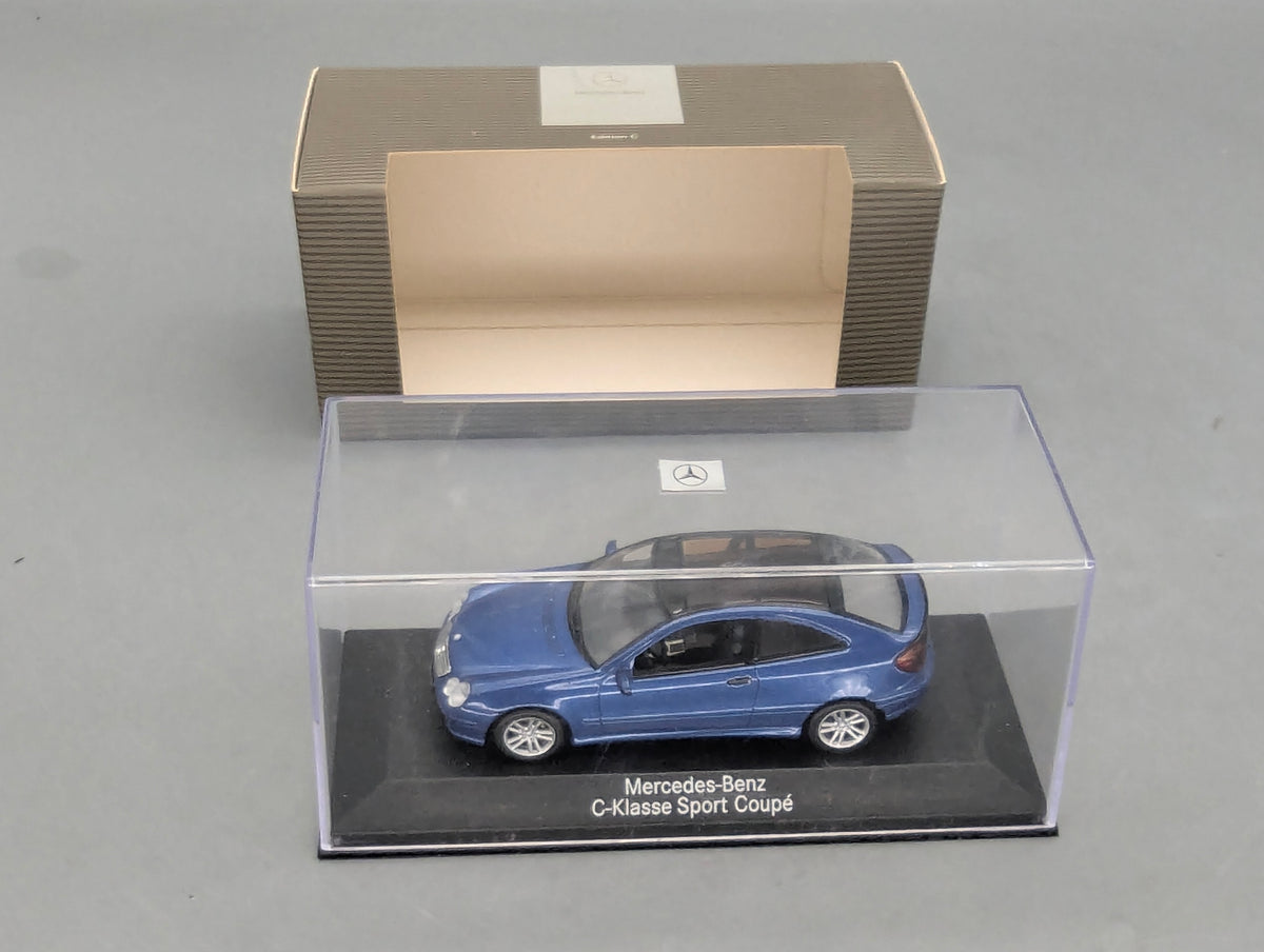 Modellautos 1:43 Minichamps Mercedes-Benz C-Klasse Sport Coupe mit Dealer OVP