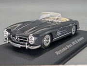 Modellautos 1:43 Minichamps Mercedes-Benz 300 SL Roadster mit Dealer OVP