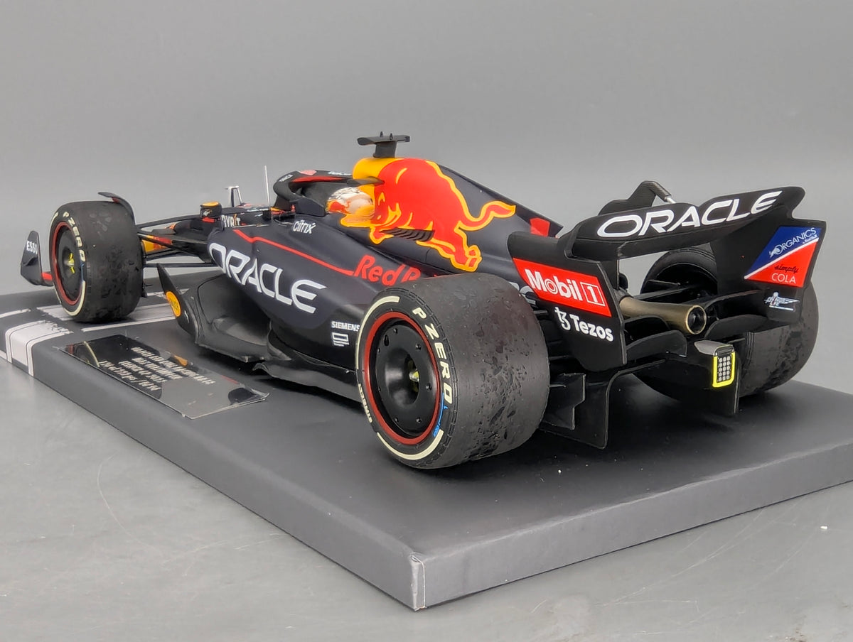 Modellautos 1:43 Minichamps Red Bull RB18 WINNER French GP 2022 Verstappen OVP