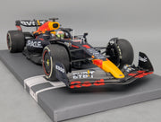 Modellautos 1:43 Minichamps Red Bull RB18 WINNER French GP 2022 Verstappen OVP