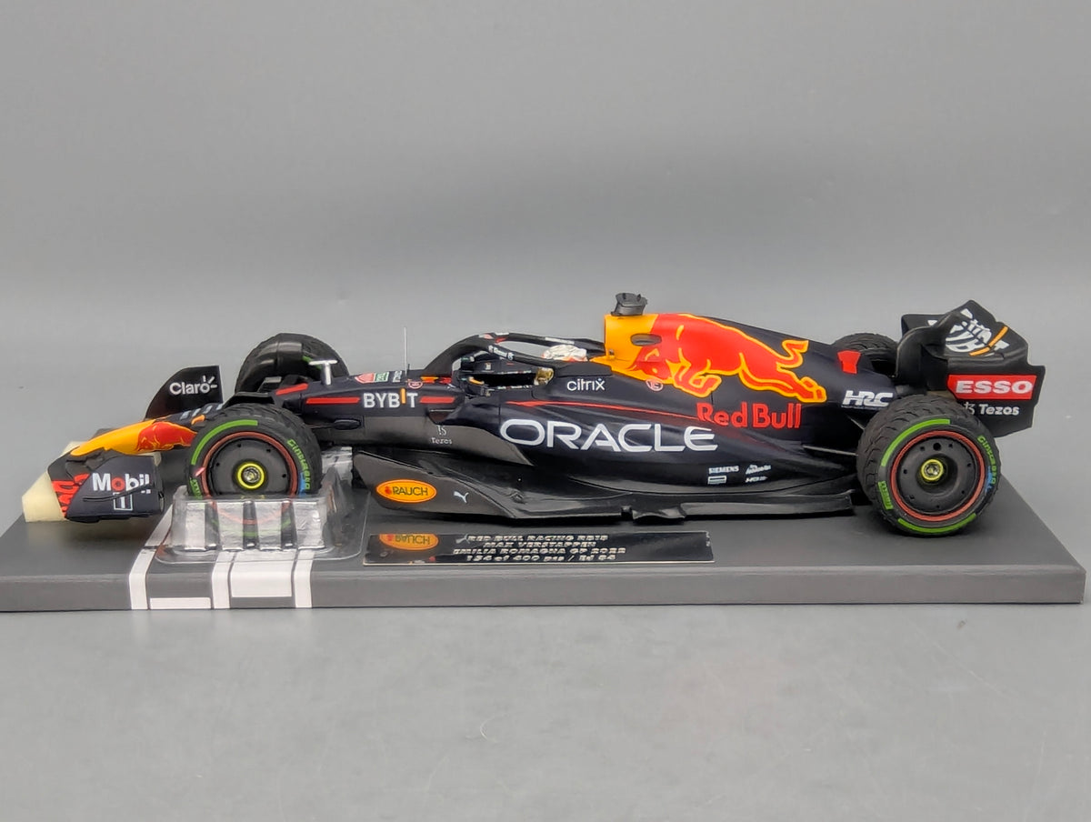 Modellautos 1:43 Minichamps Red Bull RB18 WINNER Imola 2022 Verstappen OVP