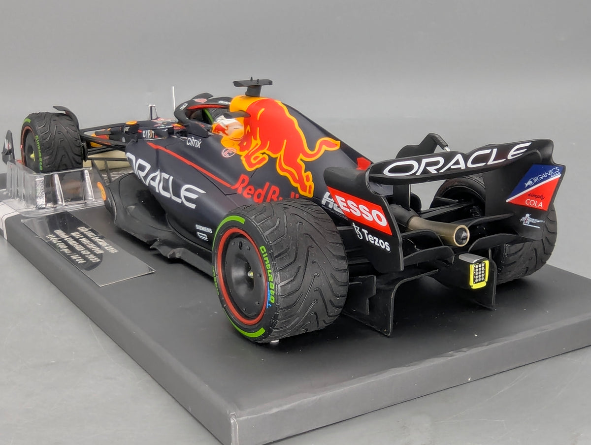 Modellautos 1:43 Minichamps Red Bull RB18 WINNER Imola 2022 Verstappen OVP