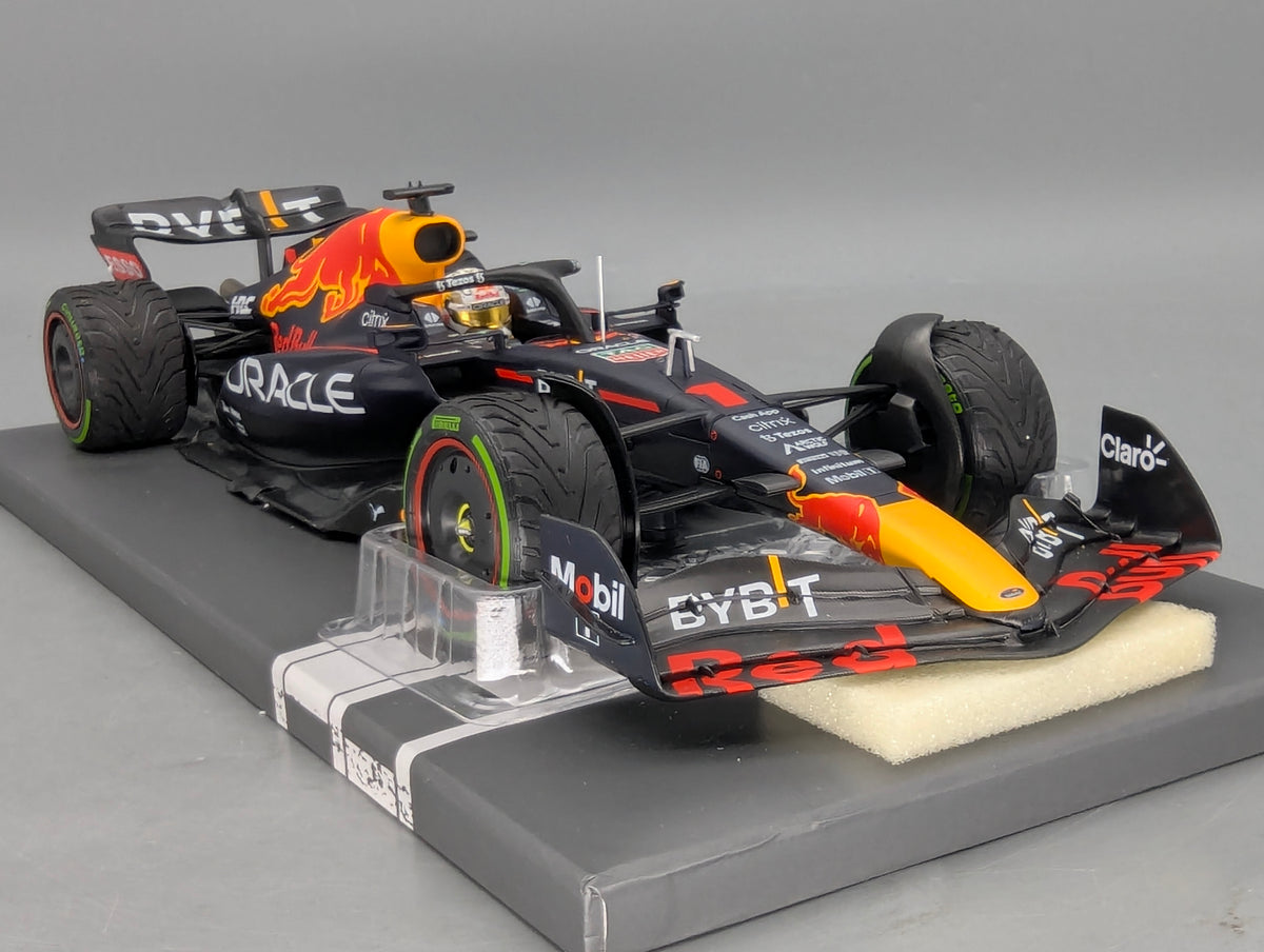 Modellautos 1:43 Minichamps Red Bull RB18 WINNER Imola 2022 Verstappen OVP