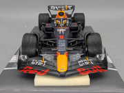 Modellautos 1:43 Minichamps Red Bull RB18 WINNER Imola 2022 Verstappen OVP