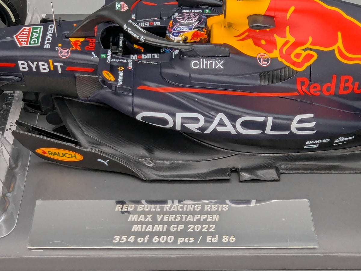 Modellautos 1:43 Minichamps Red Bull RB18 WINNER Miami GP 2022 Verstappen OVP