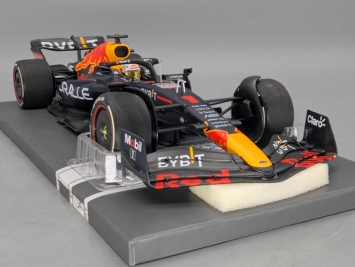 Modellautos 1:43 Minichamps Red Bull RB18 WINNER Saudi Arabia GP 2022 Verstappen OVP