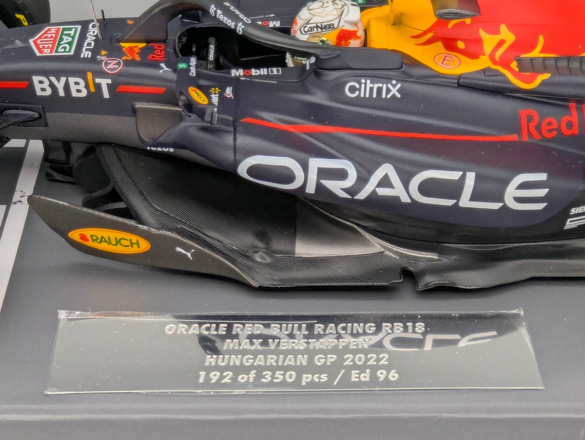 Modellautos 1:43 Minichamps Red Bull RB18 WINNER Ungarn GP 2022 Verstappen OVP