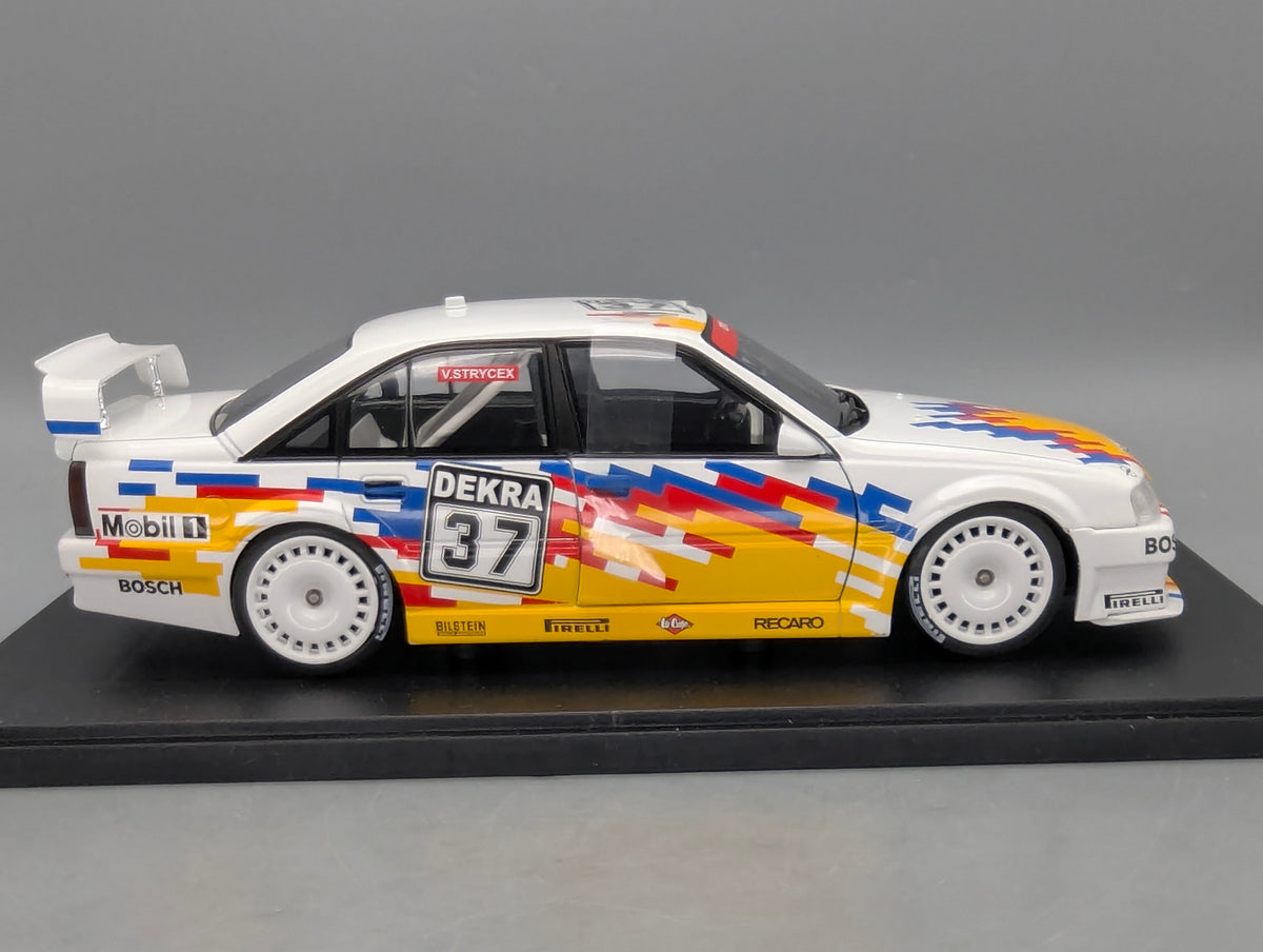 Modellautos 1:18 Werk83 Opel Omega EVO 500 DTM 1991 #37 V. Strycek mit OVP