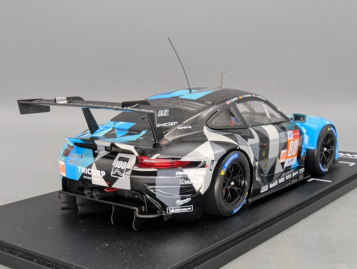 Modellautos 1:18 Ixo Porsche 911 RSR 24h Le Mans 2021 #88 mit OVP