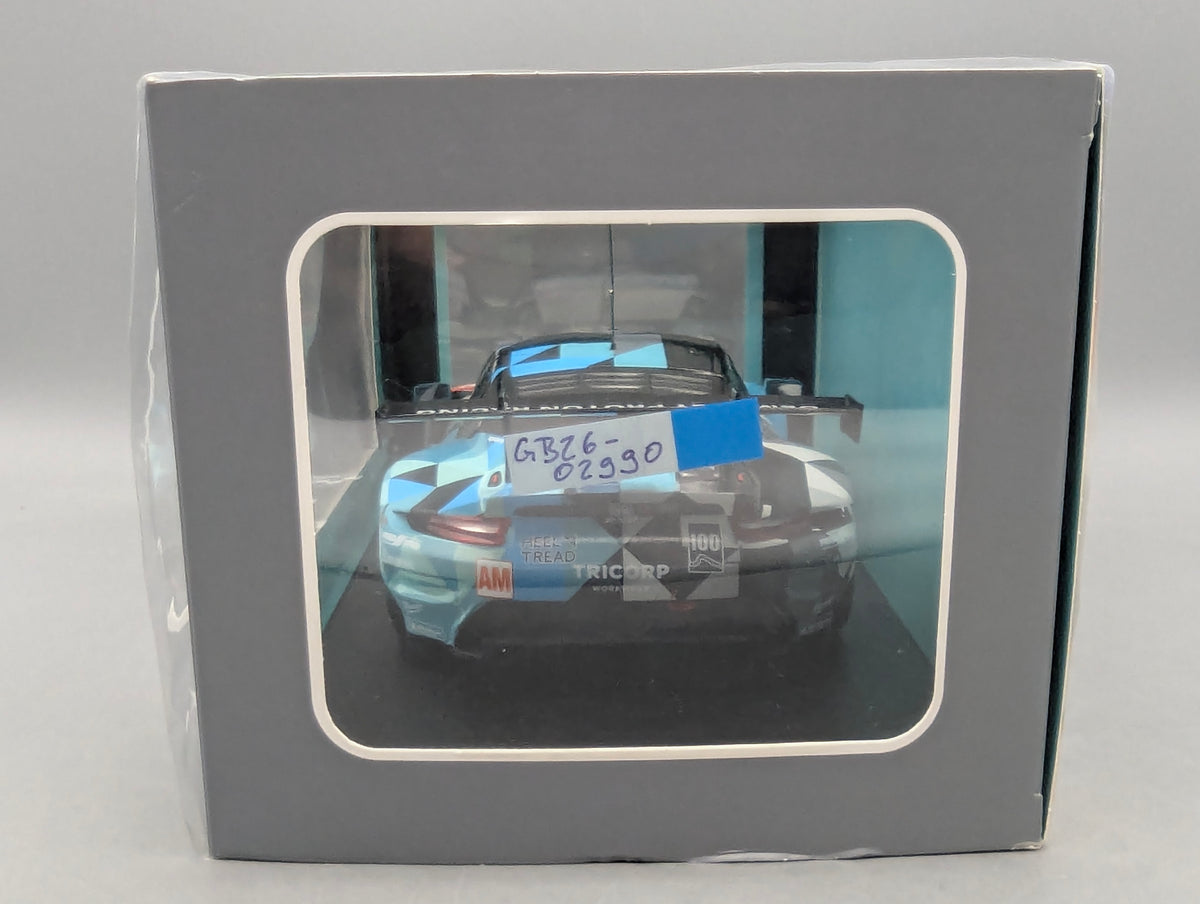Modellautos 1:18 Ixo Porsche 911 RSR 24h Le Mans 2021 #88 mit OVP