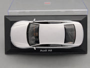 Modellautos 1:43 Minichamps Audi A8 2005 Lichtsilber mit Dealer OVP