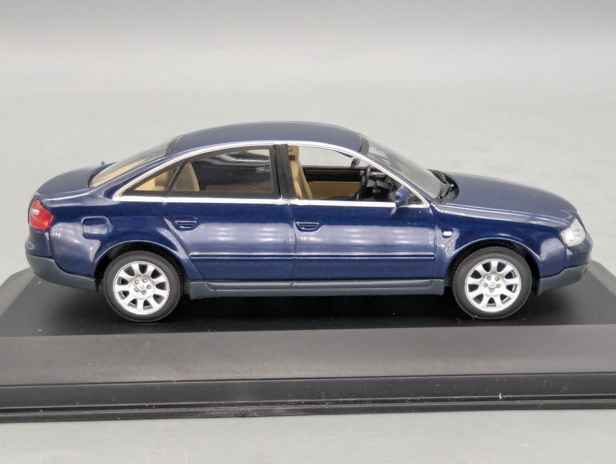 Modellautos 1:43 Minichamps Audi A6 Blau Metallic mit Dealer OVP
