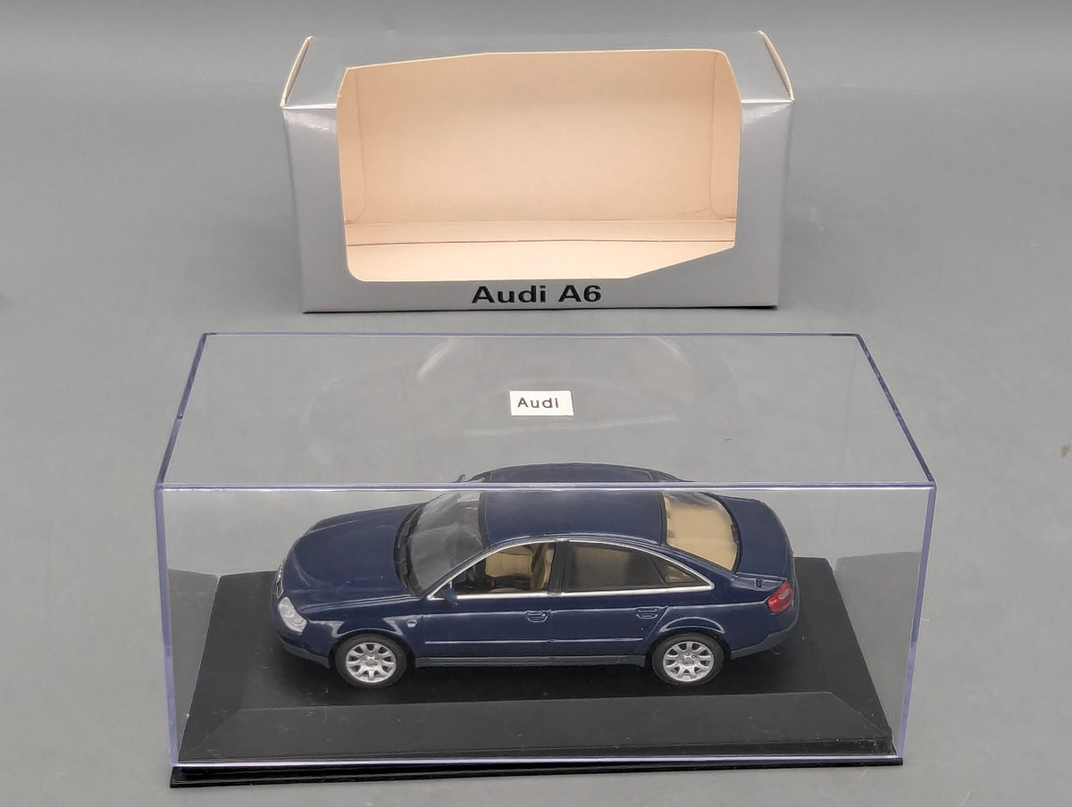 Modellautos 1:43 Minichamps Audi A6 Blau Metallic mit Dealer OVP