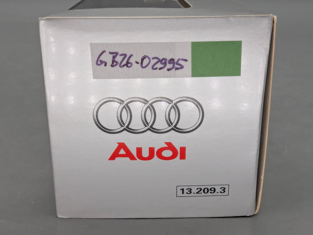 Modellautos 1:43 Minichamps Audi A6 Blau Metallic mit Dealer OVP