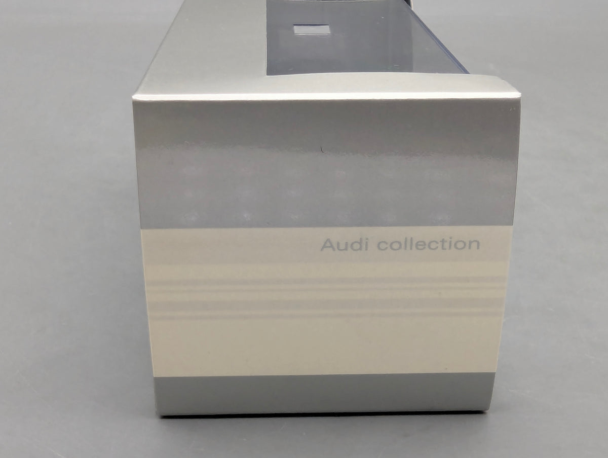 Modellautos 1:43 Minichamps SOP Audi A4 2007 Fertigung Ingolstadt mit Dealer OVP