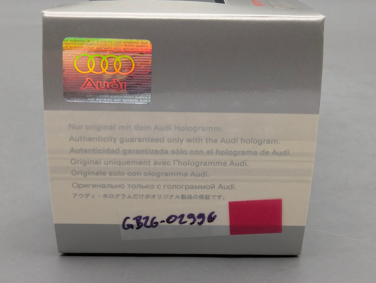 Modellautos 1:43 Minichamps SOP Audi A4 2007 Fertigung Ingolstadt mit Dealer OVP