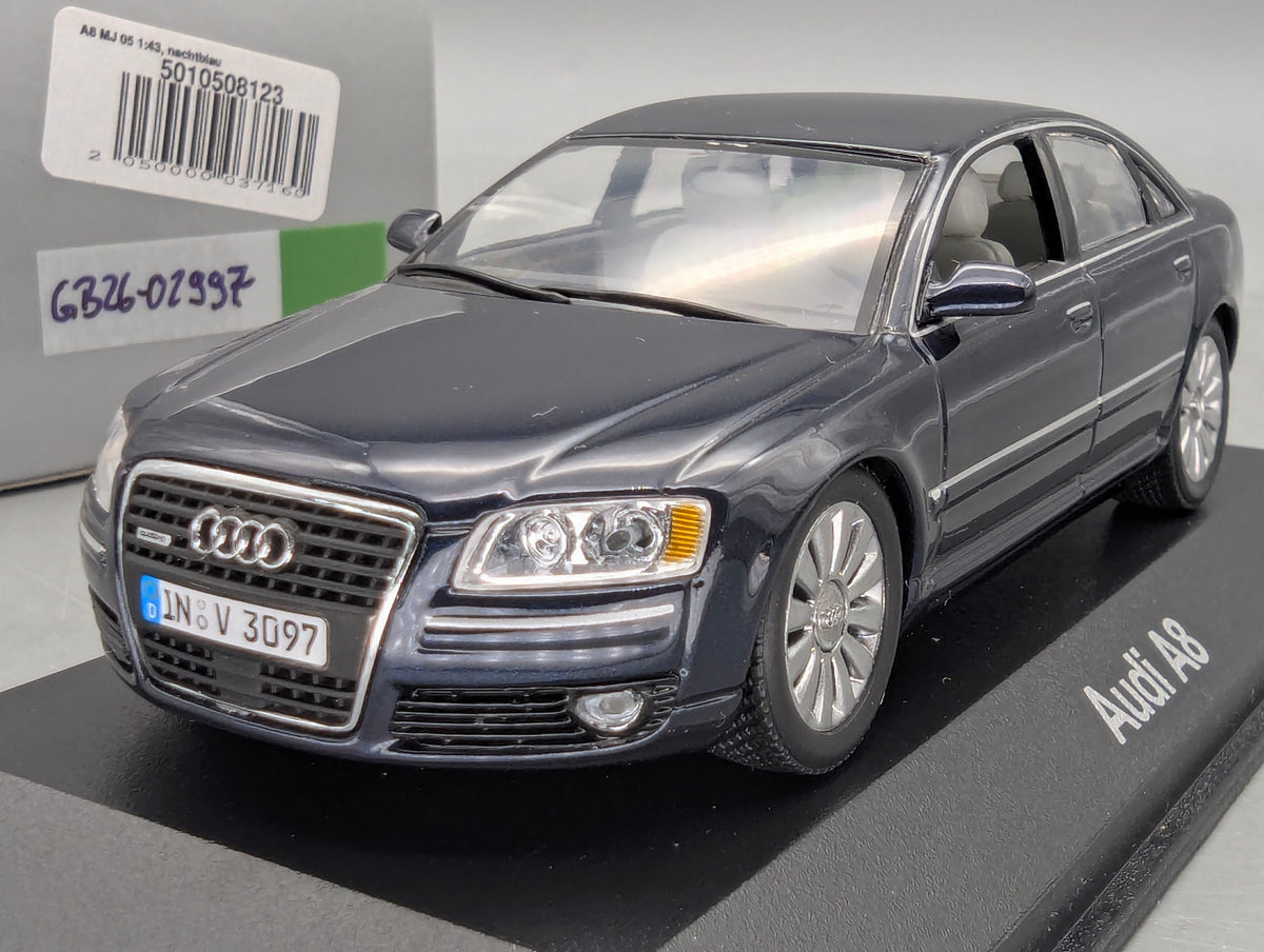 Modellautos 1:43 Minichamps Audi A8 4.2 Quattro MJ 2005 Nachtblau mit Dealer OVP