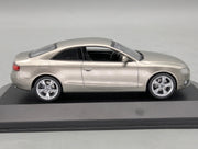 Modellautos 1:43 Minichamps Audi A5 SOP 2007 Ingolstadt mit Dealer OVP