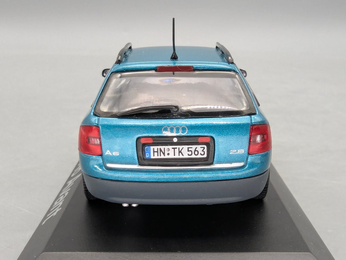 Modellautos 1:43 Minichamps Audi A6 2.8 Avant Türkis Metallic mit Dealer OVP