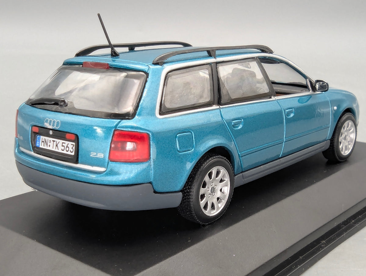 Modellautos 1:43 Minichamps Audi A6 2.8 Avant Türkis Metallic mit Dealer OVP