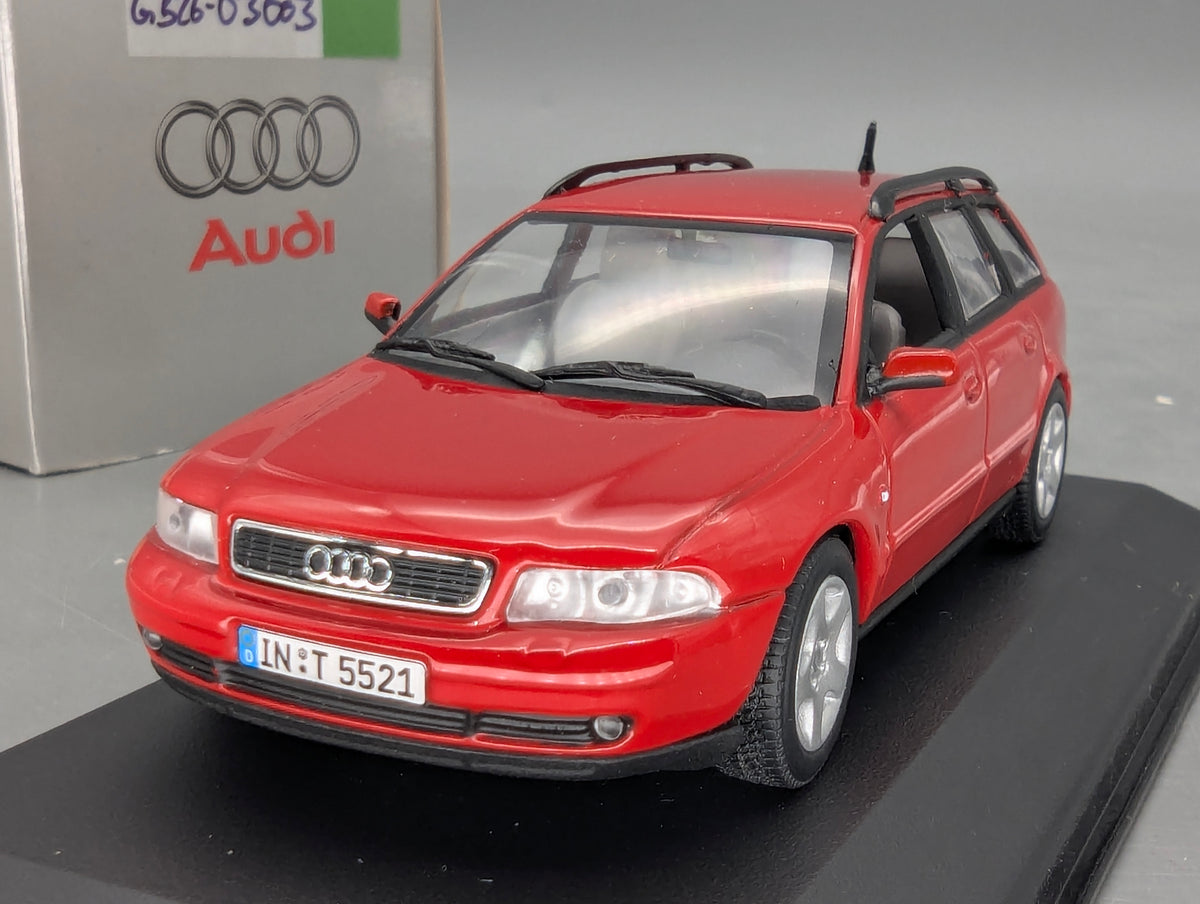 Modellautos 1:43 Minichamps Audi A4 Avant Rot mit Dealer OVP