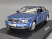 Modellautos 1:43 Minichamps Audi A4 3.0 Blau Metallic mit Dealer OVP