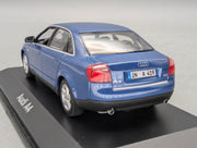 Modellautos 1:43 Minichamps Audi A4 3.0 Blau Metallic mit Dealer OVP